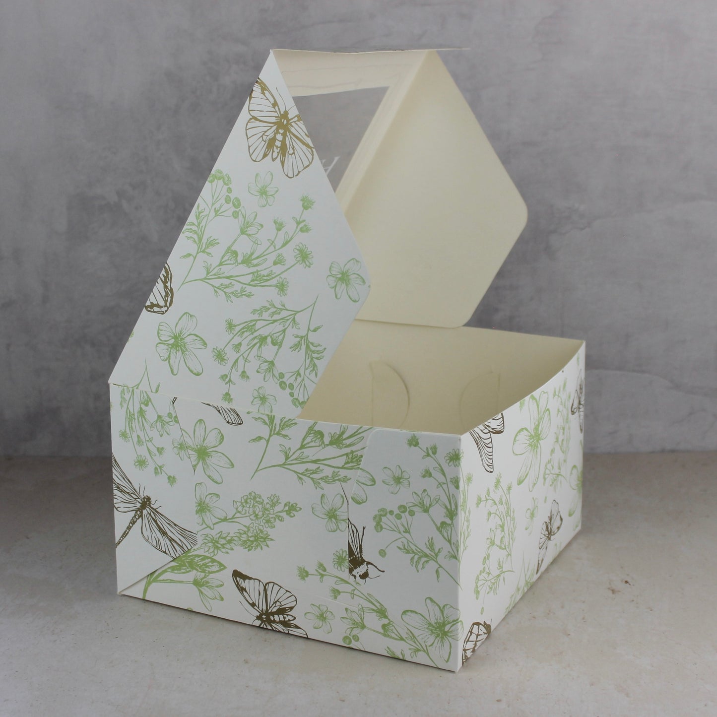 PASTEL 15 CON FRASE MAMÁ 2025