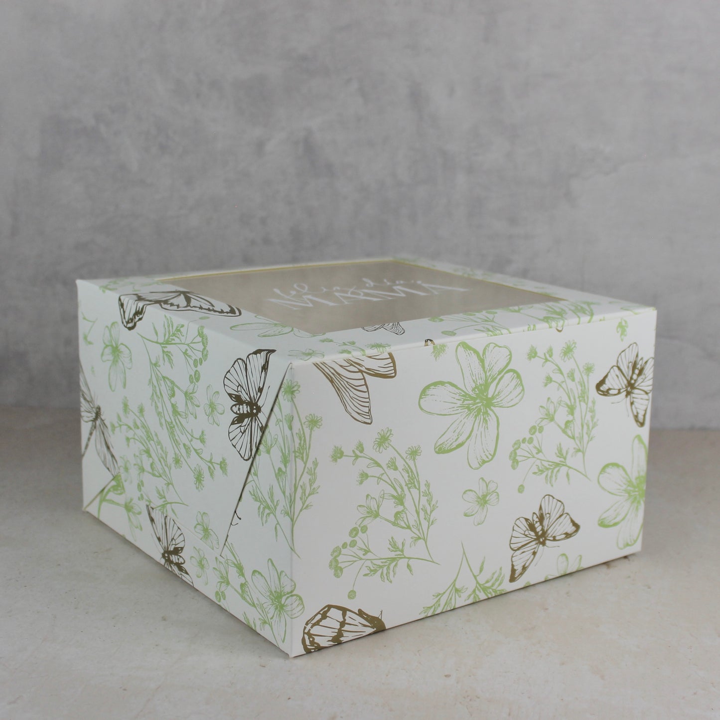 PASTEL 15 CON FRASE MAMÁ 2025